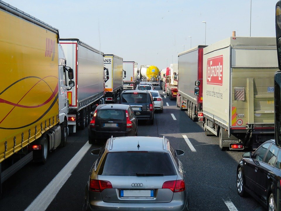 Accident pe DN1. Traficul a fost blocat pe ruta Ploiești- București
