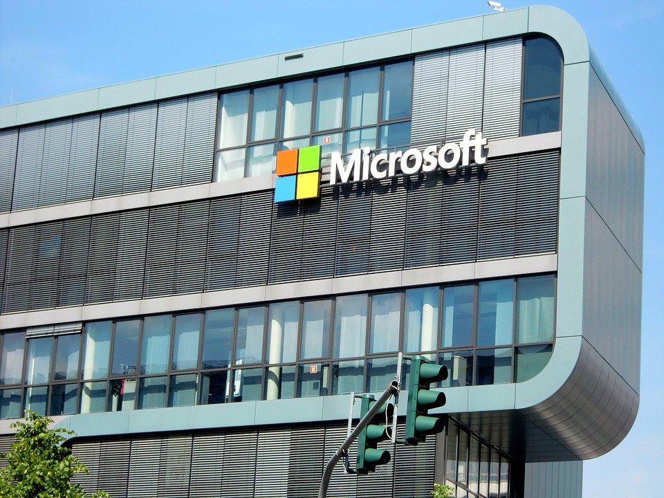 Microsoft, decizie radicală după atacul cibernetic la nivel mondial