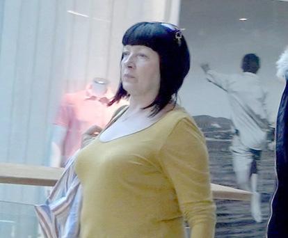 O vezi mereu la TV însă n-o să crezi cum arată Neti Sandu în timpul liber! E de nerecunoscut fără machiaj 451940