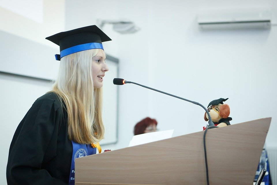 Be EU. România, pe ultimul loc în UE la absolvenţii de studii superioare