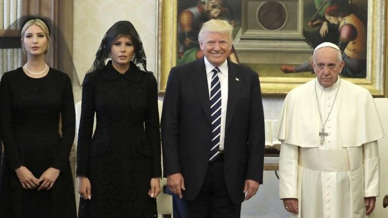 Adevărul despre poza virală cu Donald Trump și Papa Francisc. Ce spune fotograful care a imortalizat momentul