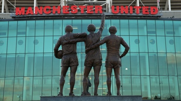 Cluburile de fotbal Manchester City şi Manchester United vor dona un milion de lire pentru victimele tragediei