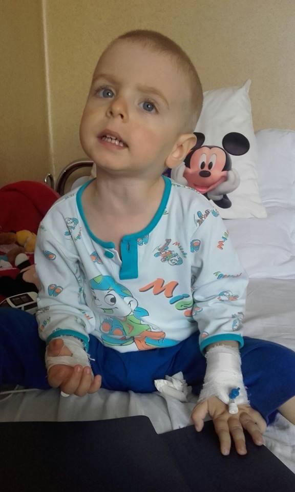 Un copil de trei ani are mare nevoie de ajutor 452908