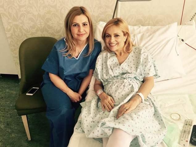 Simona Gherghe pe patul de spital! Prima fotografie cu ea de când a născut 453406