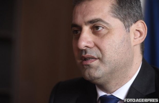 Un fost ministru din cabinetul Grindeanu avertizează: Salariile vor fi tăiate la loc, în jumătate de an