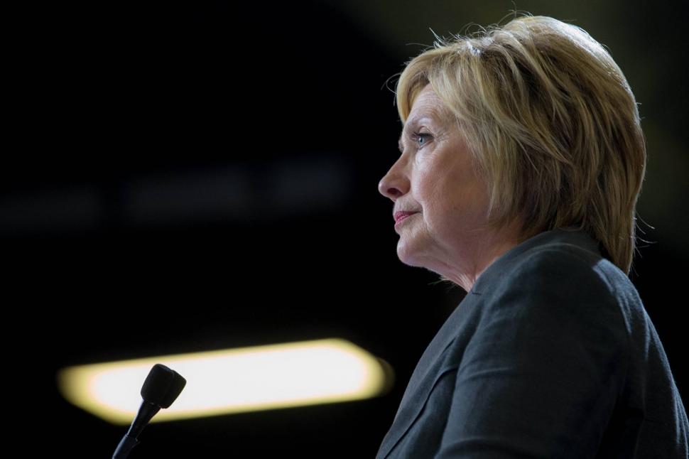 Hillary Clinton denunță o complicitate între ruși și americani, împotriva sa, la alegerile din SUA