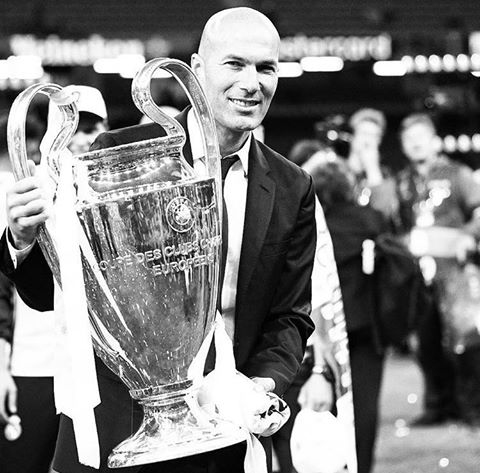 Florentino Perez: Zidane poate rămâne pe viață la Real Madrid