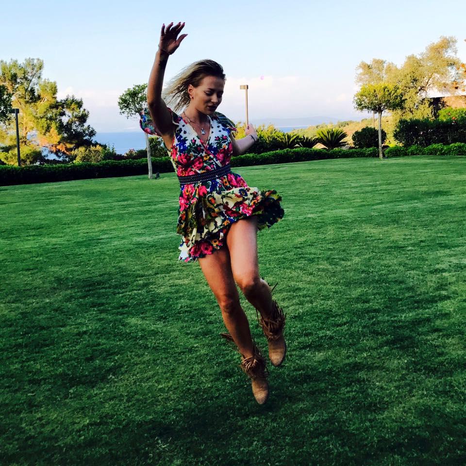 Delia, în vacanță cu soțul ei. Cum s-a pozat artista la primele ore ale dimineții - Galerie FOTO 454612