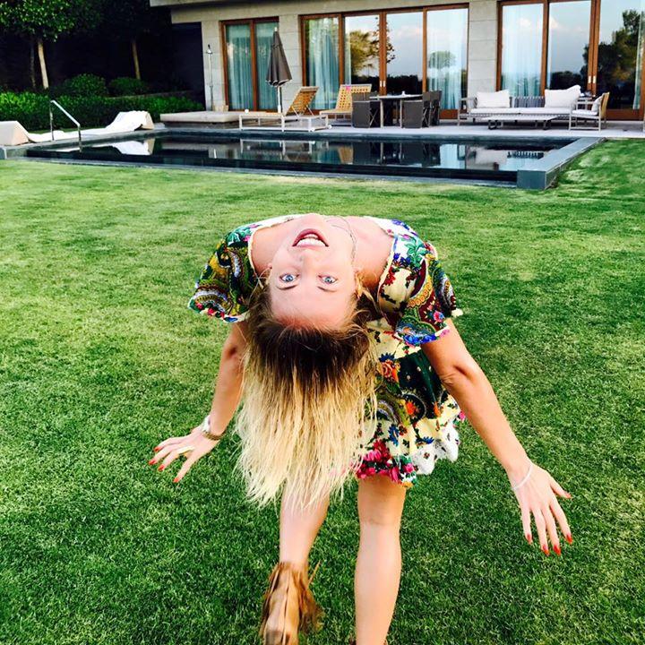 Delia, în vacanță cu soțul ei. Cum s-a pozat artista la primele ore ale dimineții - Galerie FOTO 454617