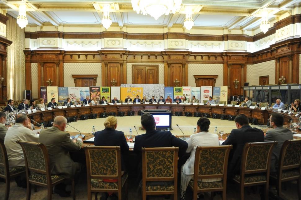 FORUMUL CAPITALULUI ROMÂNESC, ediția a doua 455068