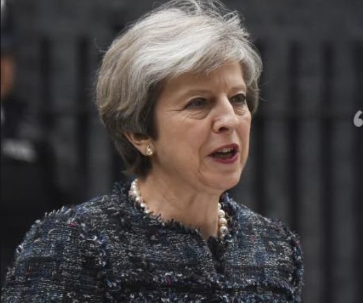 Alegeri Marea Britanie. Theresa May nu demisionează, deși Partidul Conservator şi-a pierdut majoritatea în Parlamentul britanic