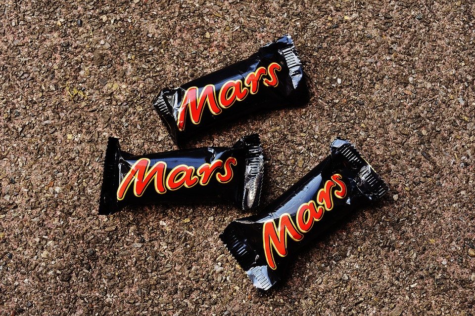 Ciocolată Mars, posibil contaminată cu salmonella, retrasă de la vânzare. Care sunt sortimentele vizate