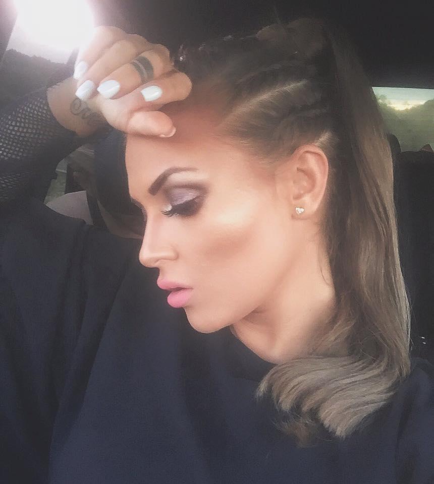 Cântăreața Oana Radu, implicată într-un accident de mașină (FOTO) 456062