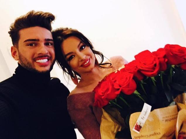 Un artist de la noi, prins facand sex pe plaja! "Eram acoperiti cu prosoape, dar tot se vedea" 456076