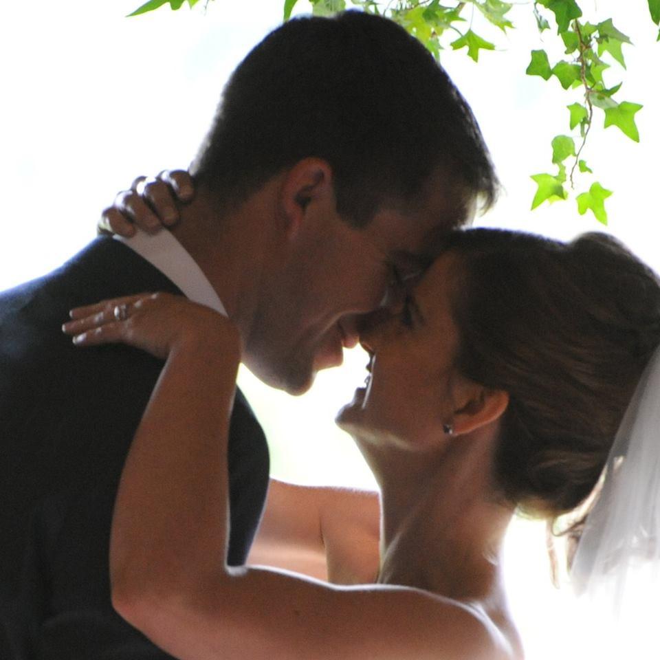 Soția lui a fost ucisă. Momentul sfârșietor în care tatăl a decis să-și ducă micuții să o vadă moartă: „Mi s-a spus că doar așa vor accepta că mama lor nu se va mai întoarce” (FOTO)  456246