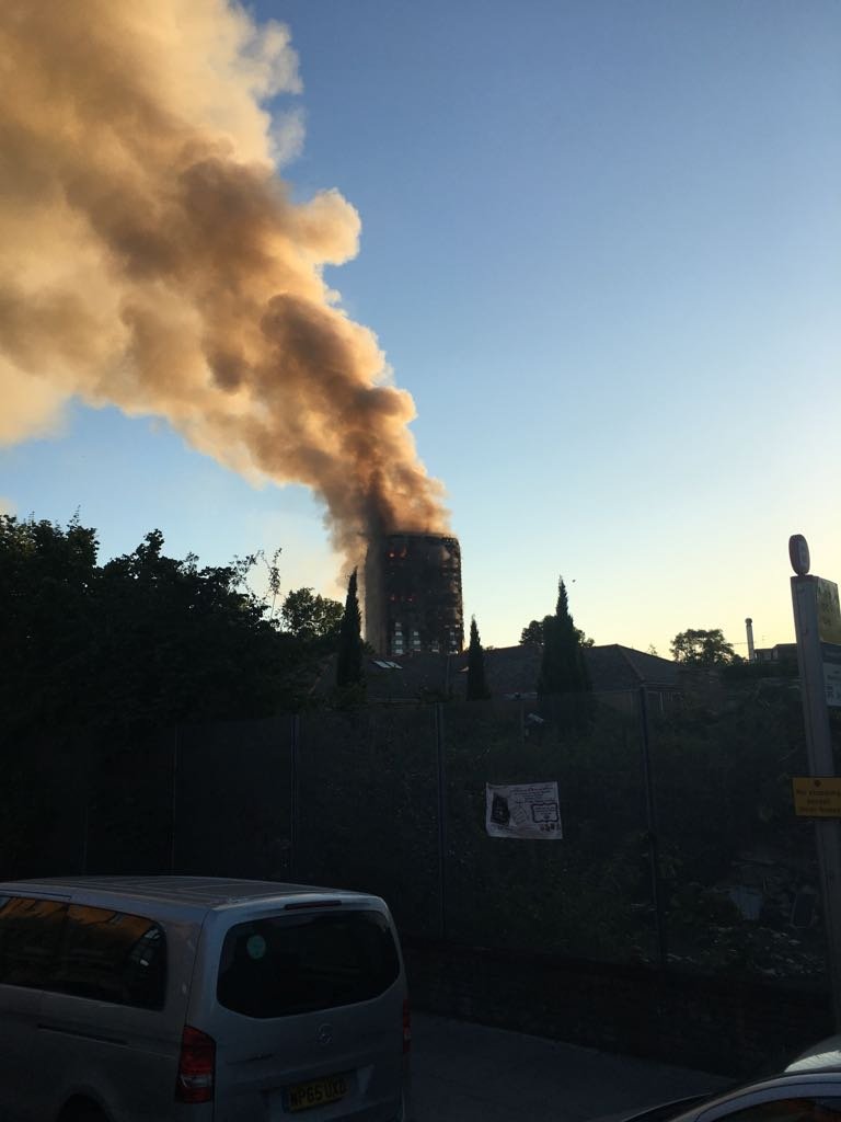 Au apărut primele imagini din interiorul Grenfell Tower, care a ars din temelii în urma unui incendiu devastator