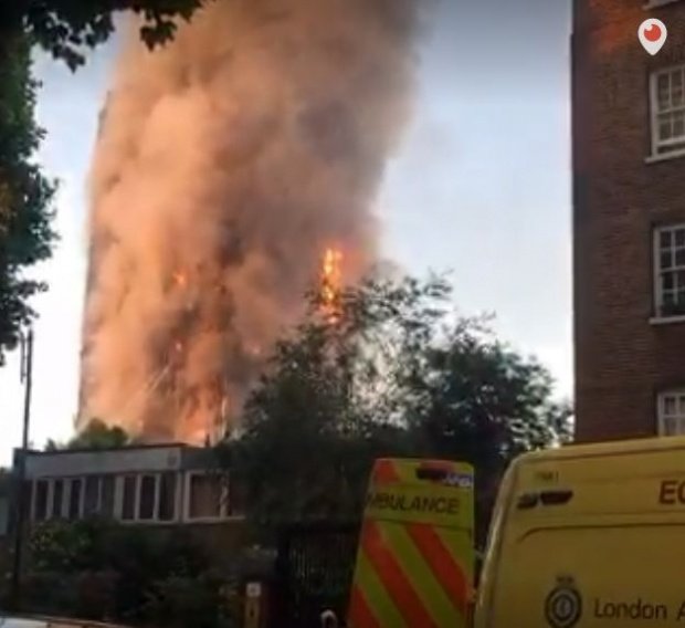 Mărturii din infernul din vestul Londrei. Rezidenții s-au plâns în trecut de starea imobilului cu 120 de apartamente