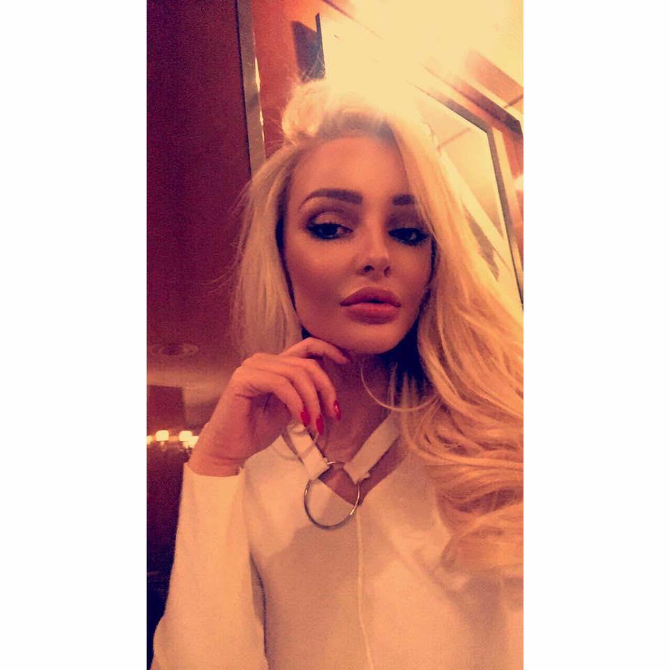 O vedetă de la noi, în pericol în Londra! Imagini dramatice surprinse de Denisa Botcari cu incendiul puternic 456503