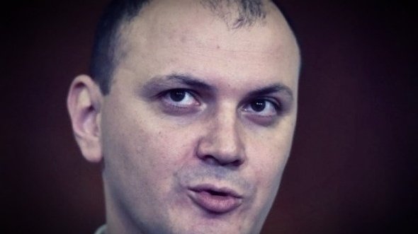 Tribunalul Prahova a amânat, pentru a patra oară, pronunţarea privind emiterea unui mandat de arestare pe numele lui Sebastian Ghiţă
