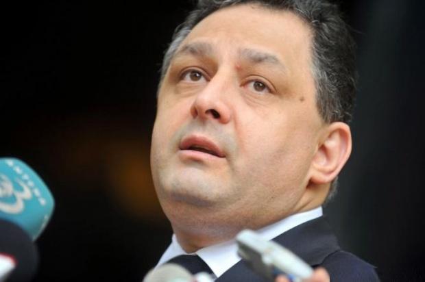 Ponta: Soția mea și Grindeanu nu sunt rude. Bufonul de Vanghelie... 457388