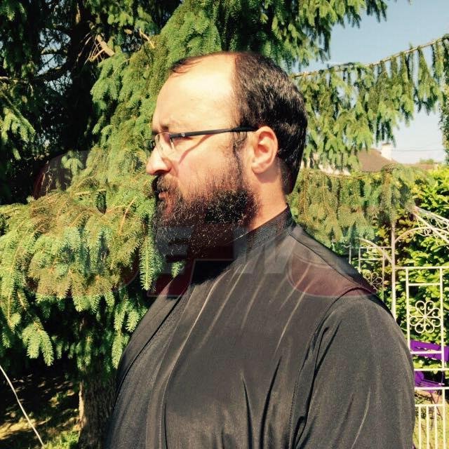 Un preot ortodox a reuşit să îşi şocheze enoriaşii. Ce a spus despre homosexuali