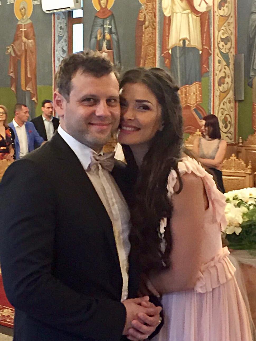  S-a măritat în weekend însa Alina Pușcas a trăit cea mai mare surpriză a vieții ei:  &quot;Mi s-au tăiat picioarele. M-am uitat la Mihai și… 