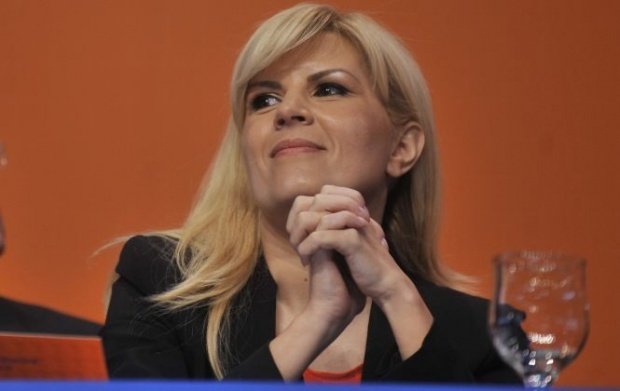 Ce-și reproșează Elena Udrea: „M-aș lega de biroul președintelui Traian Băsescu să...”