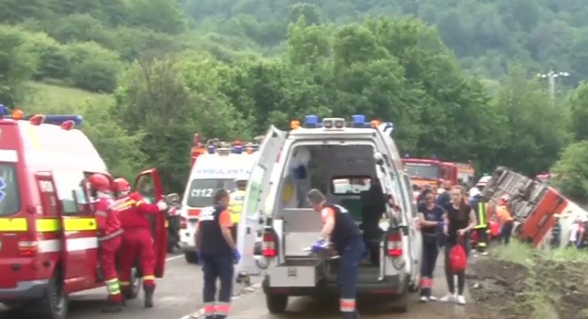Accident grav între Predeal și Pârâul Rece! 17 de victime, după ce un autocar s-a răsturnat. Cod roșu de intervenție 459249