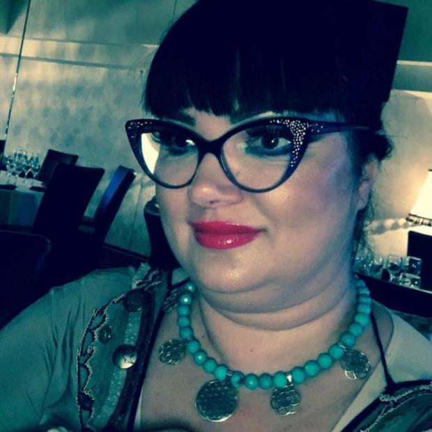 Ozana Barabancea a ajuns pe masa de operaţii! A apelat la bisturiu pentru a-şi micșora stomacul  459129