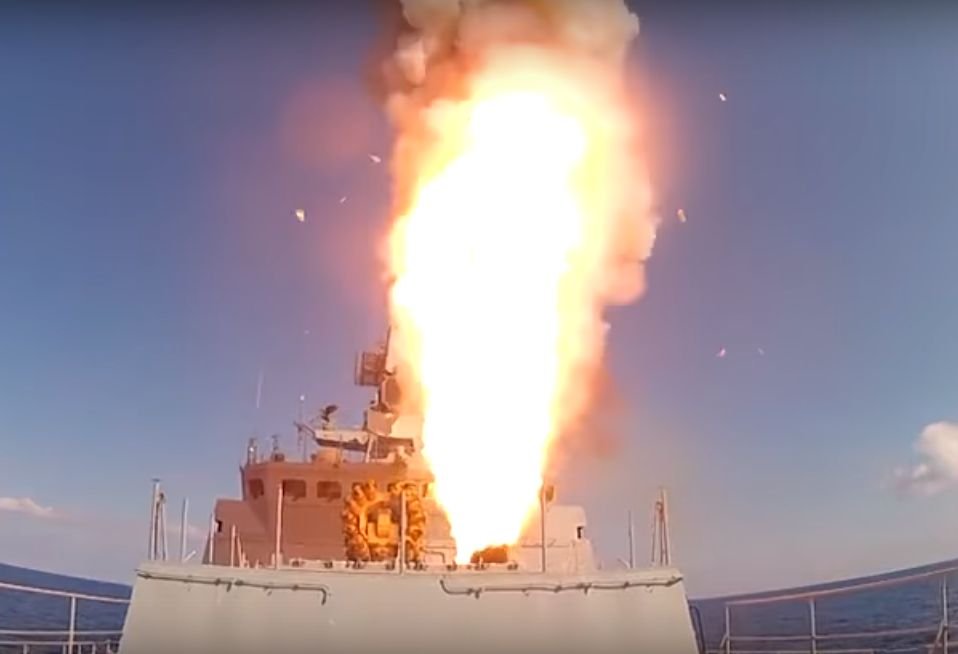 Rușii au atacat cu rachete de croazieră, trupele ISIS din Siria - VIDEO