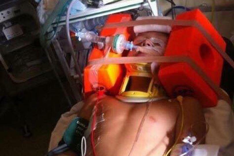 A postat o fotografie șocantă cu fiul său. Motivul pentru care a făcut asta este incredibil (FOTO) 460400