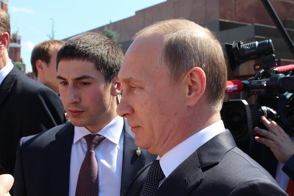 Vladimir Putin intervine în criza din Golf. Semnalul puternic transmis de liderul de la Kremlin