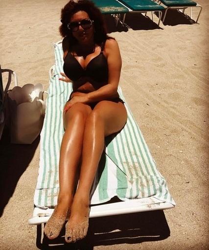 Aparitie bomba! Cum arata Carmen Harra in costum de baie la 60 de ani   461484