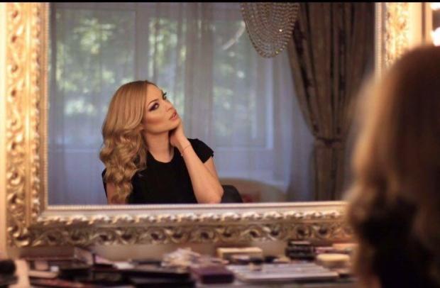 Valentina Pelinel, deplasări cu aprobare. Ce face manechinul înainte de a pleca din afara Capitalei 461535