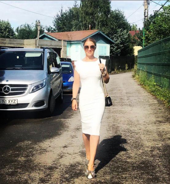 Primele imagini cu Anamaria Prodan, după ce a fost internată de urgenţă în spital 462101