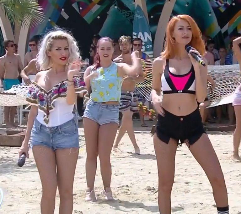 Surorile de la Bambi și-au uimit fanii cu ultima apariție. Cum arată acum cele două artiste - FOTO 463026