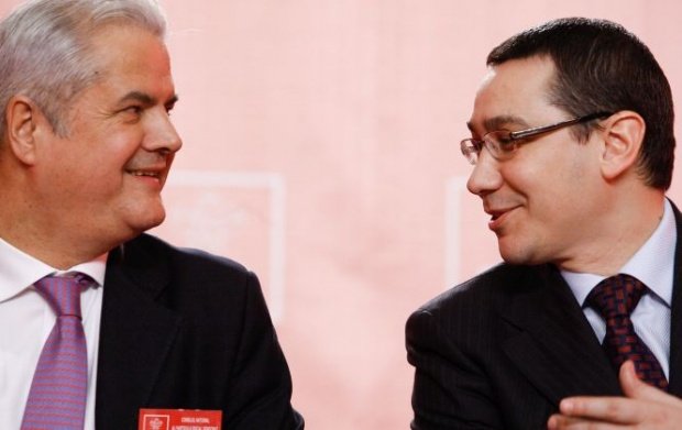 Adrian Năstase a recunoscut ce sfaturi i-a dat lui Victor Ponta în campania prezidențială din 2014