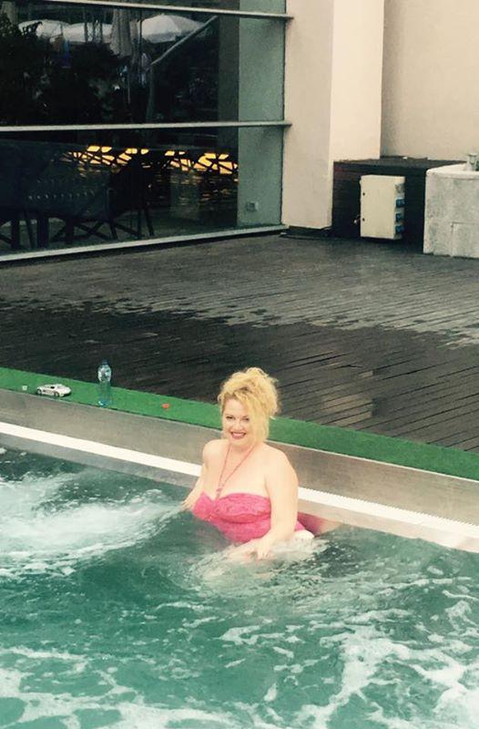 Oana Lis, în costum de baie. Vedeta a slăbit 15 kilograme, dar.... (FOTO) 463841