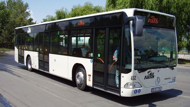 RATB înfiinţează nouă linii navetă de autobuze pentru a asigura transportul bucureştenilor de la staţiile de metrou care urmează să fie închise de către Metrorex