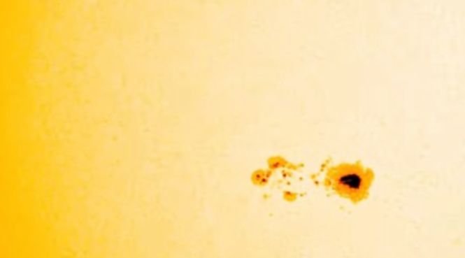 O pată uriașă a apărut pe Soare! NASA trage un semnal de alarmă: efectele vor fi resimțite curând 