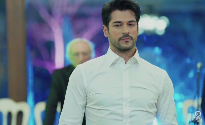 Actorul Burak Özçivit, dansul de nuntă care topit inimile tuturor fanelor - VIDEO