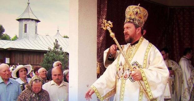 Anunțul Patriarhiei despre episcopul Hușilor, filmat în timp ce întreținea relații sexuale cu un tânăr 464945