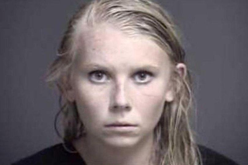 A născut acasă, dar ceea ce a urmat este total neașteptat. Copilul era sănătos perfect, dar... 466083