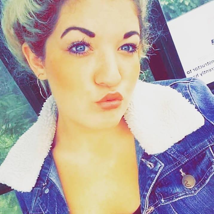 Medicii au operat-o de urgență și i-au scos copilul. Câteva ore mai târziu, bebelușul era pus din nou în burta mamei. Motivul este extrem de dureros (FOTO) 466073