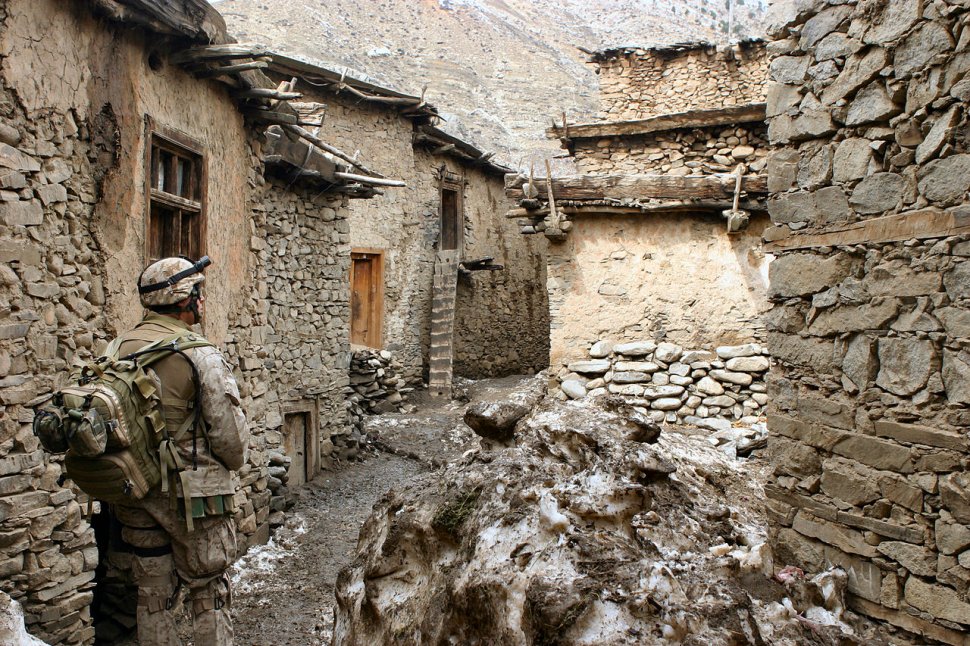 Nou atentat în Afganistan. Cel puțin 24 de persoane au murit