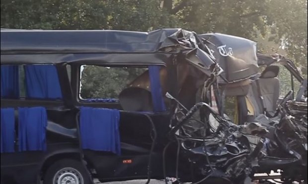 Cauza accidentului de microbuz din Ungaria. Trei români au murit în drumul lor spre casă