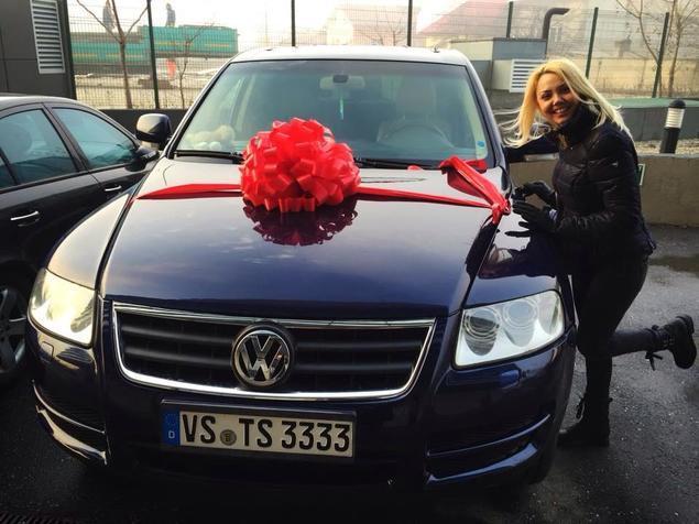 Denisa Răducu a murit! Fosta cântăreață este condusă pe ultimul drum - LIVE VIDEO 462440