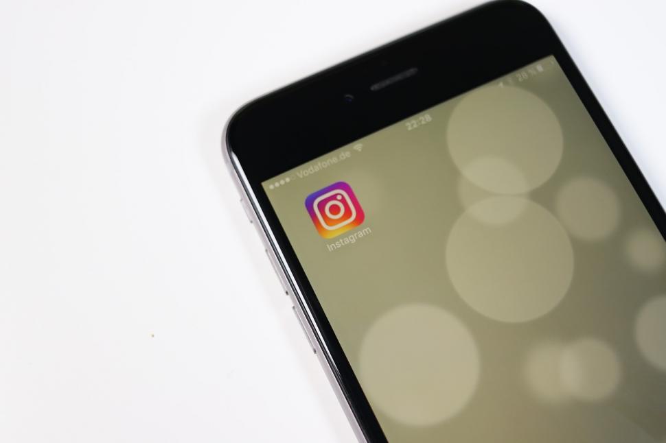 Instagram dă eroare în Europa şi SUA. Mii de utilzatori nu îşi pot accesa conturile