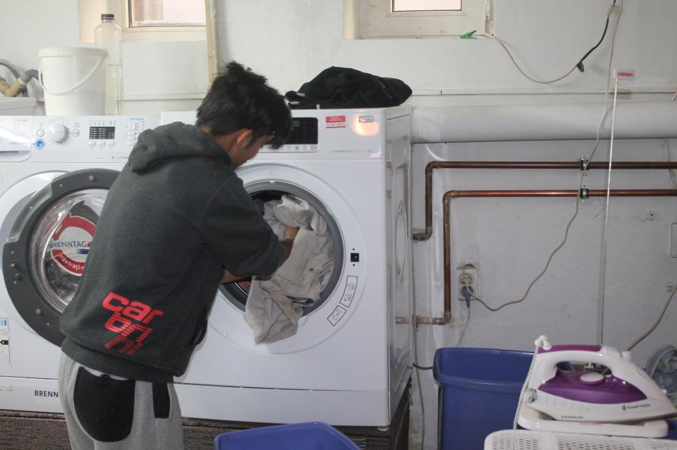 6.430 de copii, tineri și famiile lor se bucură de acces la educație și la servicii sociale prin proiectul „Ajută un sat. Schimbă o țară 2016-2017” 467023