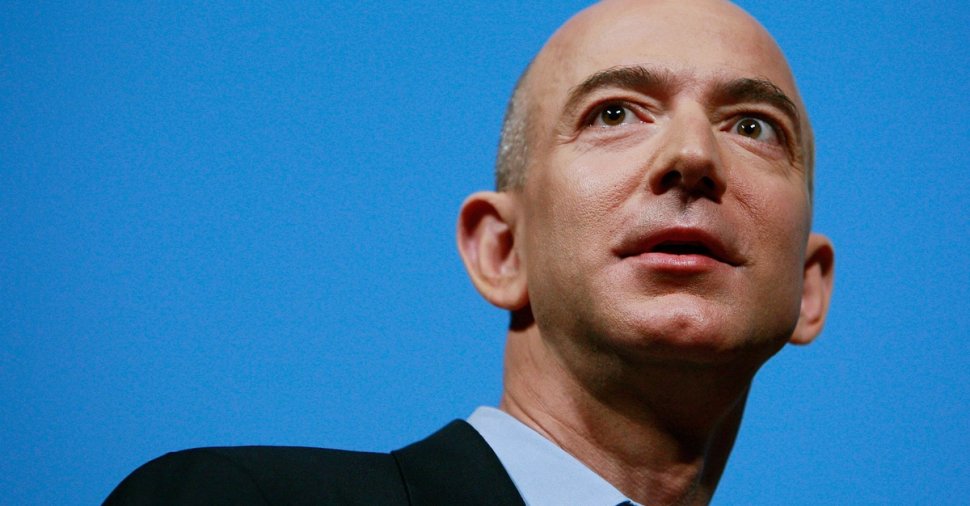 Jeff Bezos a fost cel mai bogat om din lume, dar doar pentru câteva ore. Ce s-a întâmplat